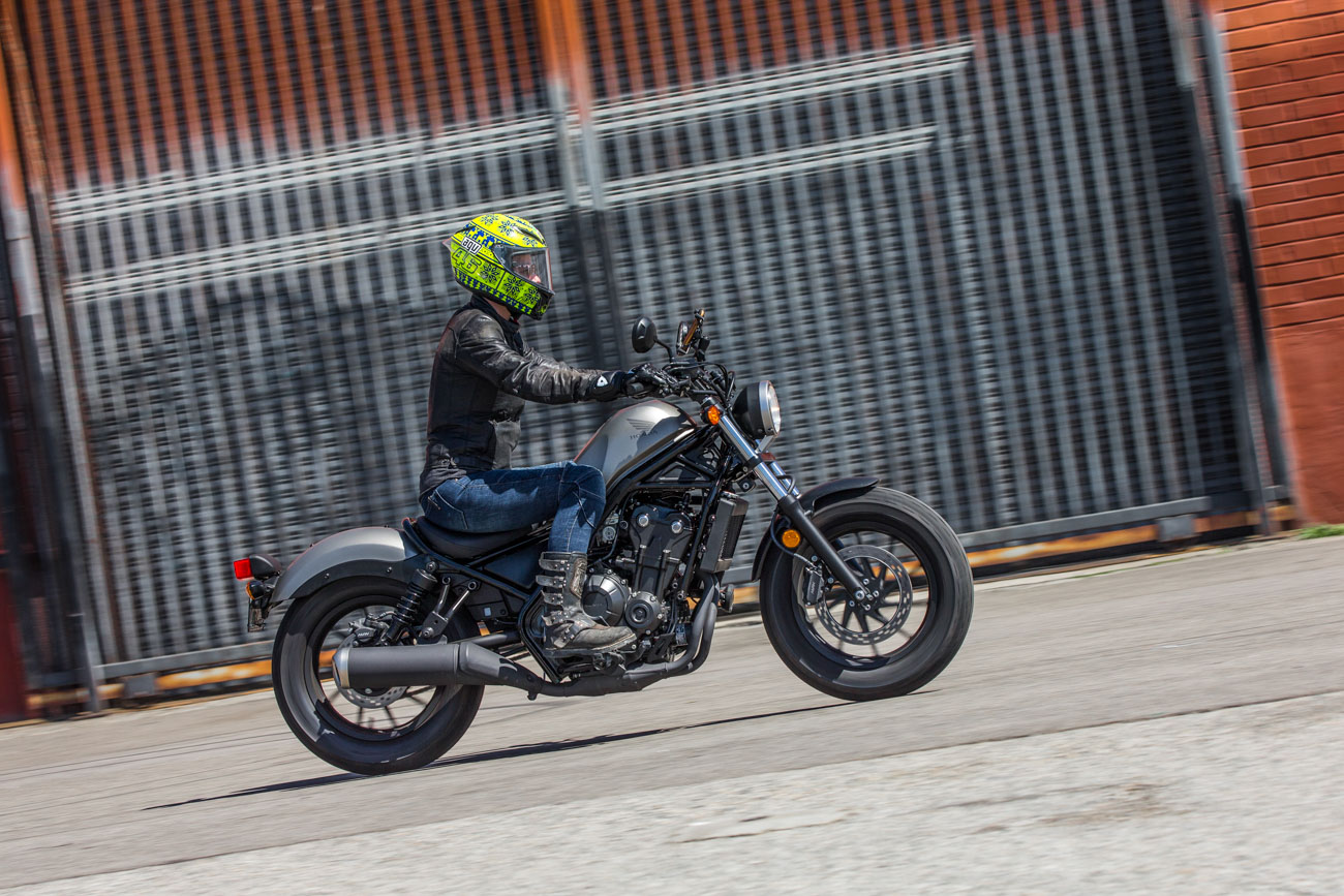 honda rebel 500 riding position