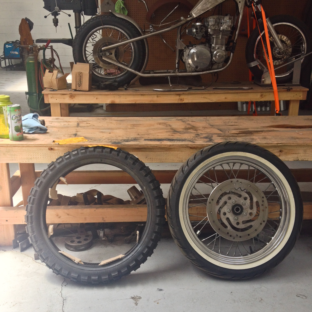 dualsporty-tire-comparison