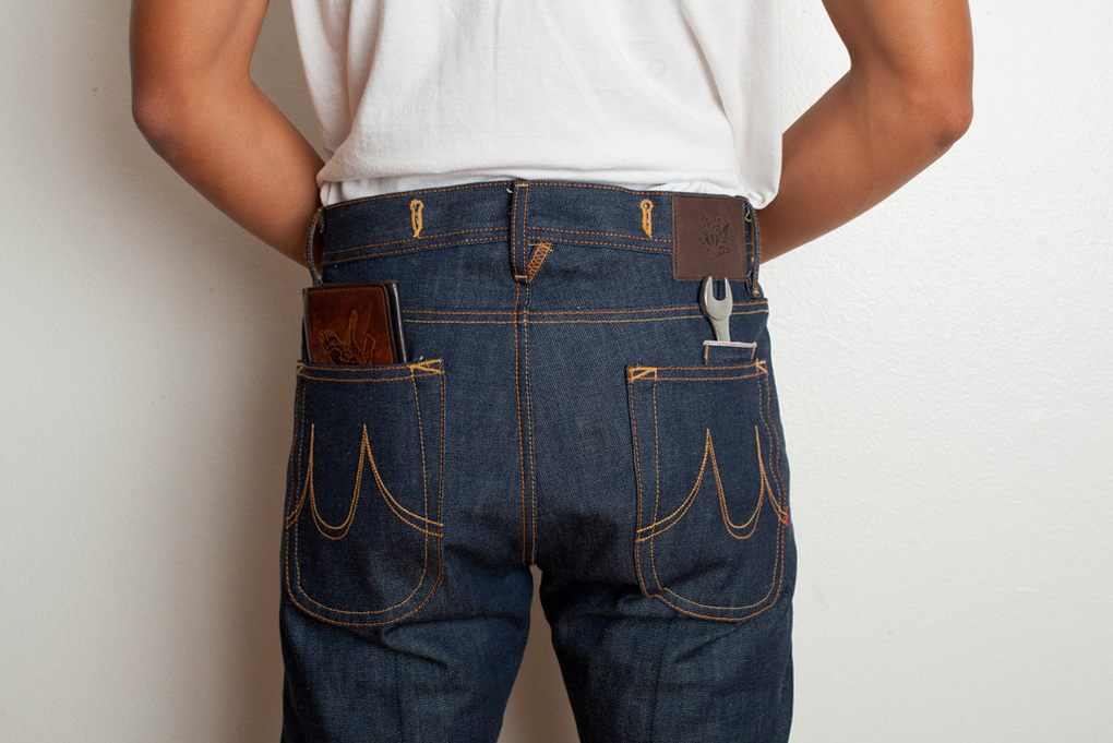 Fancy extra pockets and sturdy seams on Maple Jeans
